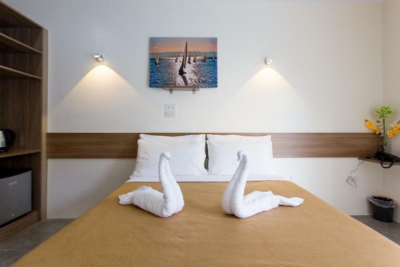 18 Suites Cebu Buitenkant foto