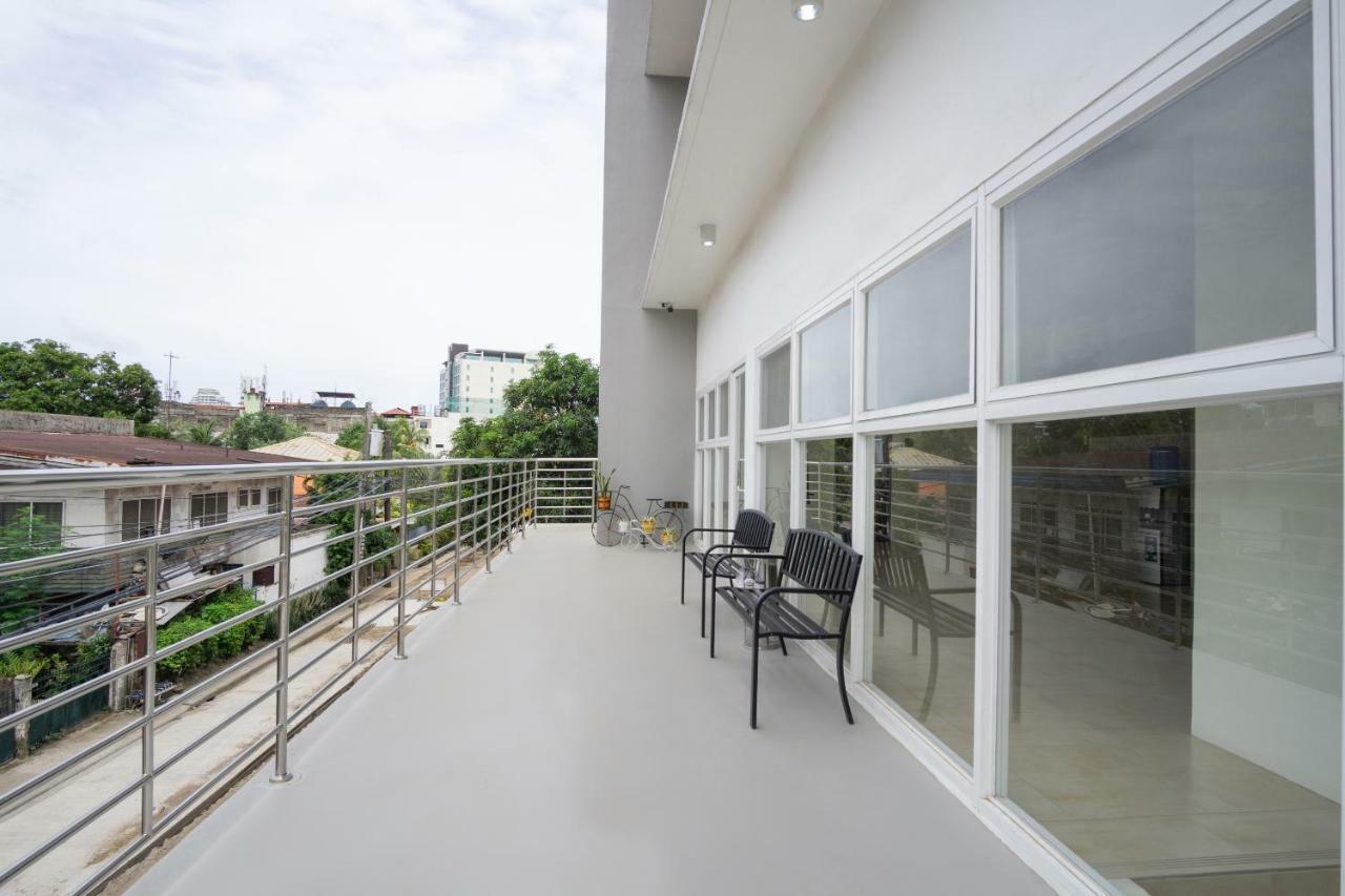18 Suites Cebu Buitenkant foto