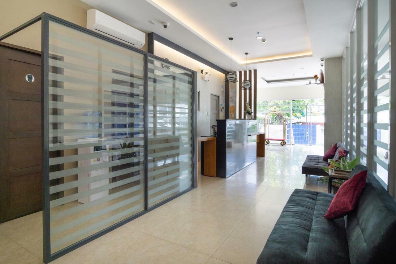 18 Suites Cebu Buitenkant foto