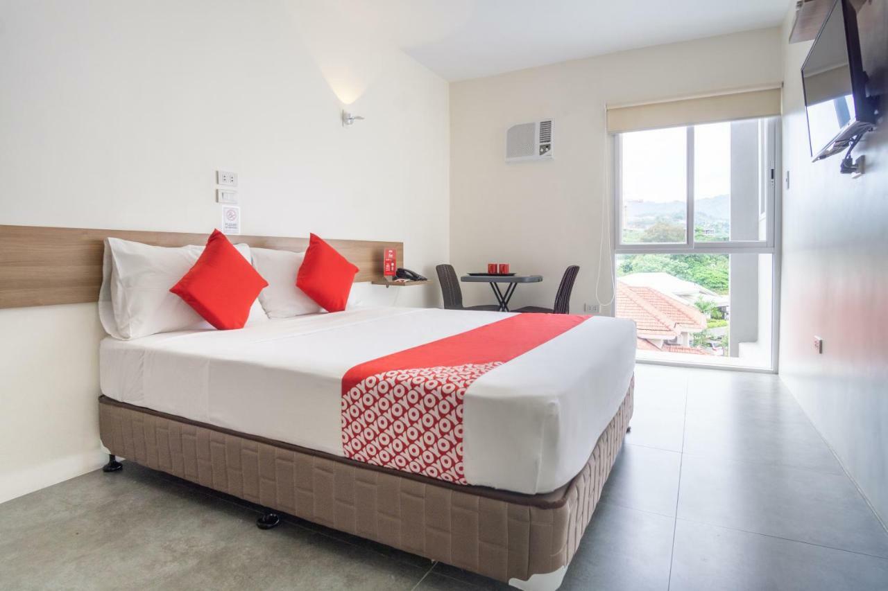 18 Suites Cebu Buitenkant foto